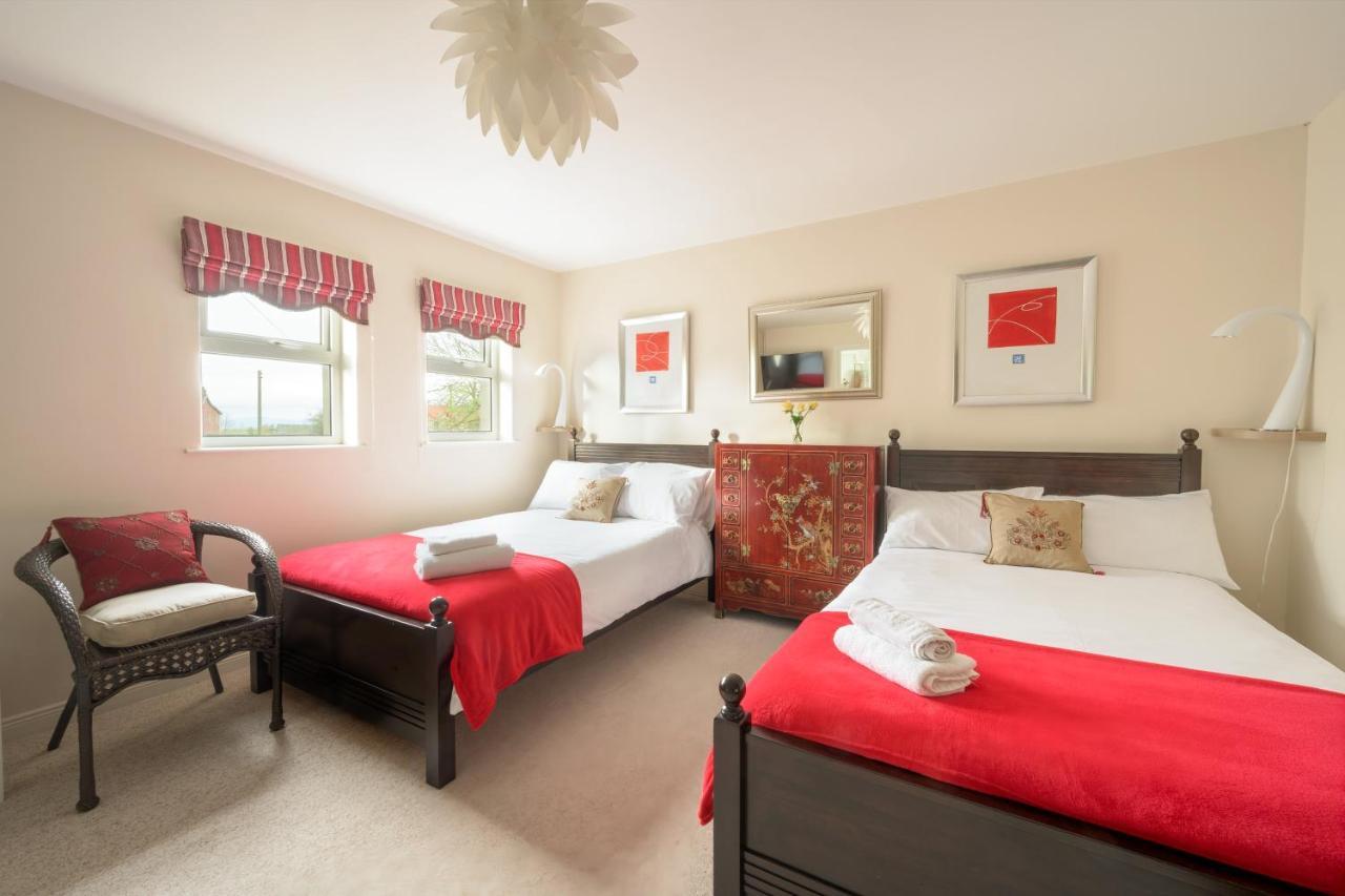 Willow House Bed & Breakfast And Orchard Studios Self Catering 리머배디 외부 사진