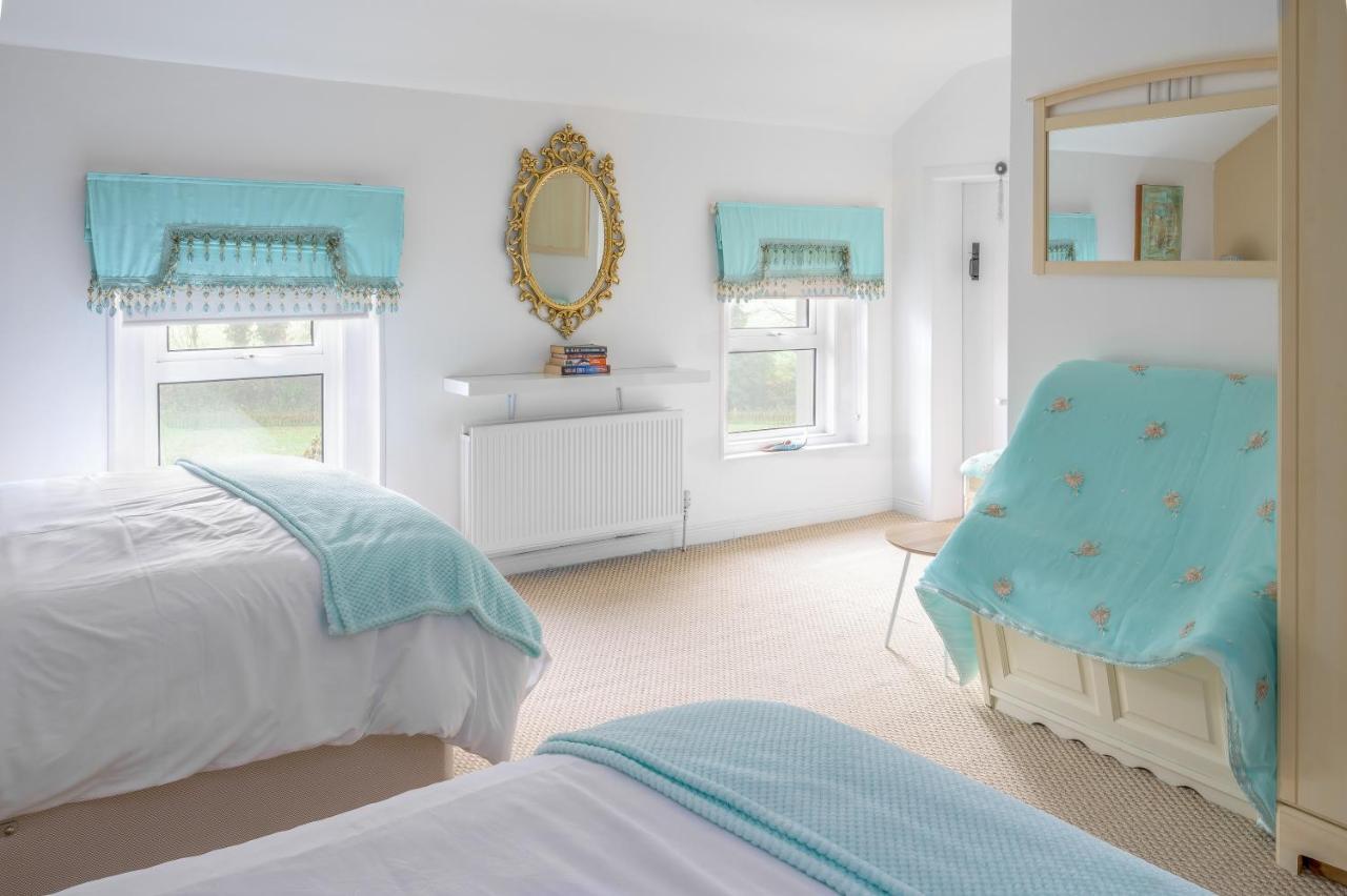 Willow House Bed & Breakfast And Orchard Studios Self Catering 리머배디 외부 사진