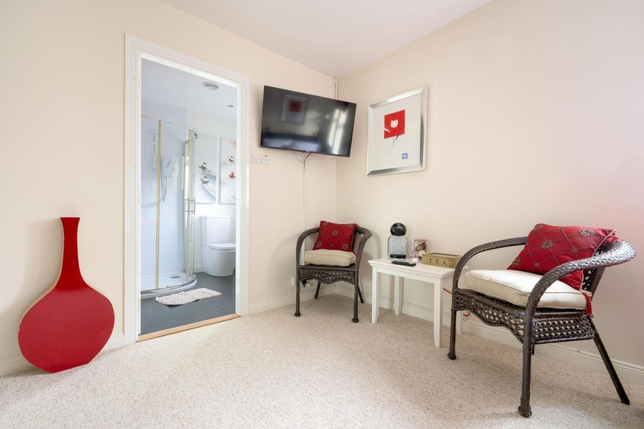 Willow House Bed & Breakfast And Orchard Studios Self Catering 리머배디 외부 사진