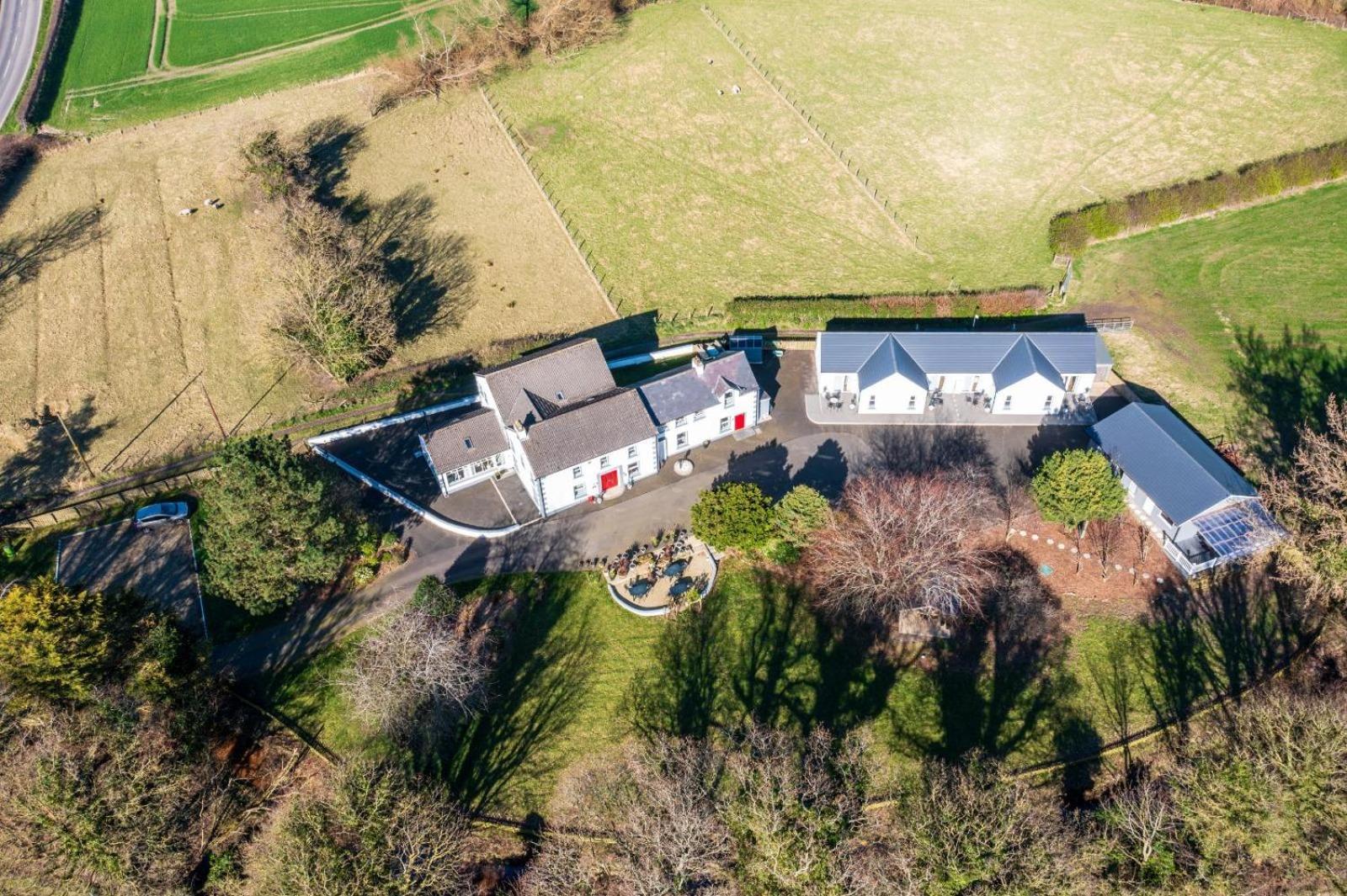 Willow House Bed & Breakfast And Orchard Studios Self Catering 리머배디 외부 사진