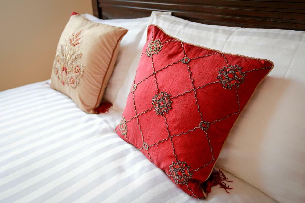 Willow House Bed & Breakfast And Orchard Studios Self Catering 리머배디 외부 사진